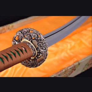 Japanese Katana Sword with Traditional Clay Tempered Blade and Full Tang