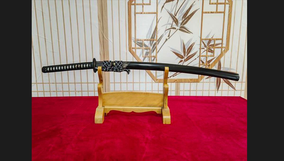 Collecting Japanese Swords: A Passion Worth Pursuing 1 absword 1002