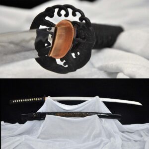 Dragon pattern katana